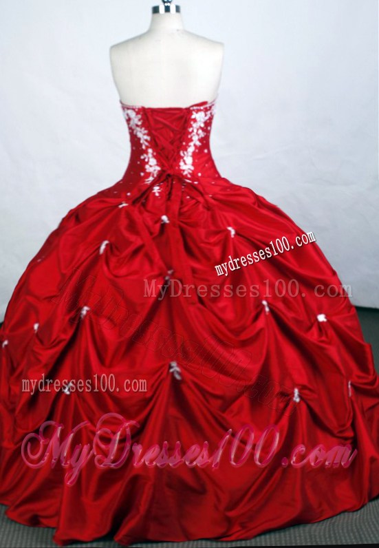 Elegant Appliques and Pick-ups Strapless Red Quinceanera Dress